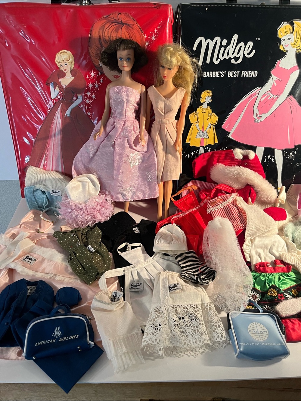 Lot of VINTAGE Barbie Dolls & accessories 🎀🎀🎀🎀🎀🎀🎀🎀🎀🎀🎀🎀🎀🎀🎀🎀🎀